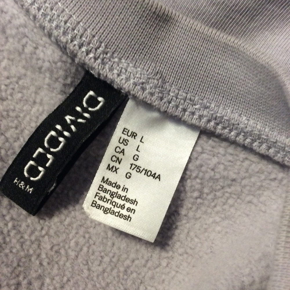H&M Divided Purple Ruffled Sweatshirt, Large - Picture 6 of 6